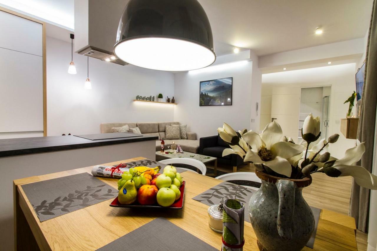 Apartament Pajo I -Rezydencja Tatry--Grota Solna--Taras--Garaz Podziemny Zakopane Exteriör bild
